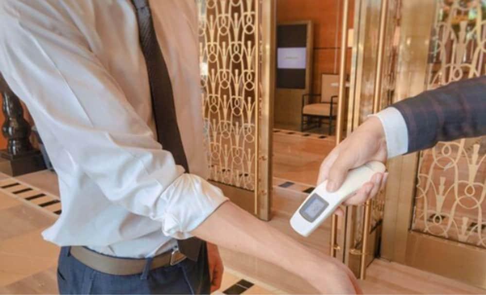 Four Seasons 5*